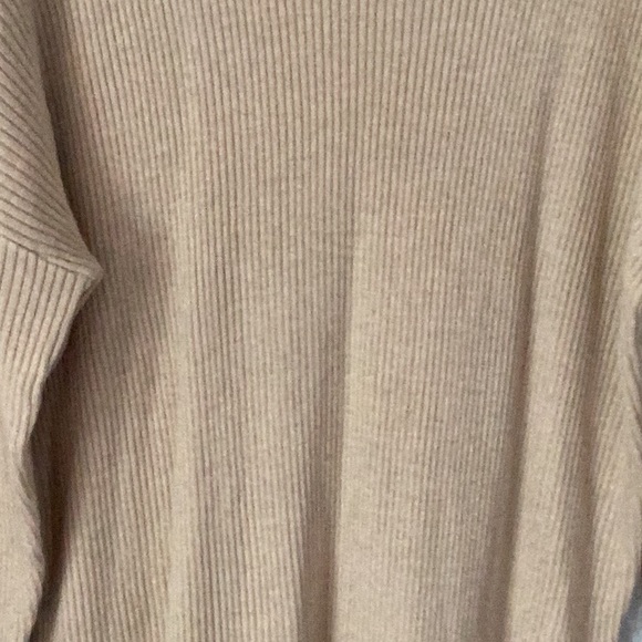 EUC !FOREVER 21 SWEATER DRESS - Picture 4 of 4